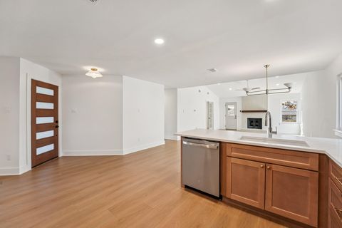 Tiny photo for 4901 Transit CIR, Austin, TX 78727 (MLS # 8175953)