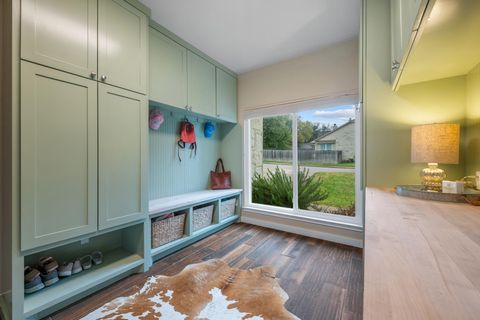 Photo of 12052 Tulare DR, Austin, TX 78738 (MLS # 3844362)