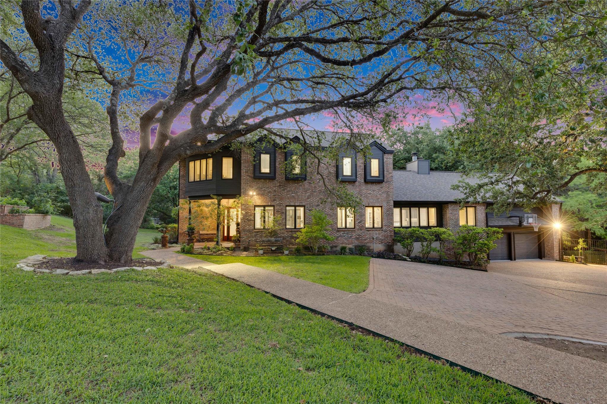 4812 Mantle DR