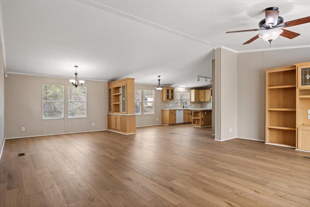 Photo of 411 Texas Oak DR, Cedar Creek, TX 78612 (MLS # 6270701)