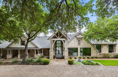 Photo of 1421 Circle Ridge DR, West Lake Hills, TX 78746 (MLS # 6953110)