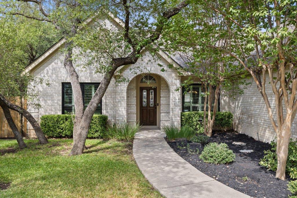 206 Phlox DR