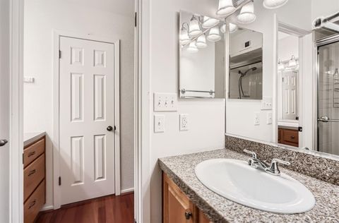 Tiny photo for 6609 Valleyside RD, Austin, TX 78731 (MLS # 1410111)