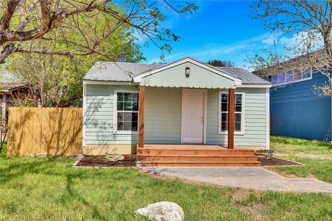 Photo of 211 E Burton ST, Manor, TX 78653 (MLS # 8586854)