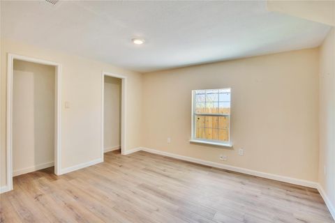 Tiny photo for 211 E Burton ST, Manor, TX 78653 (MLS # 8586854)