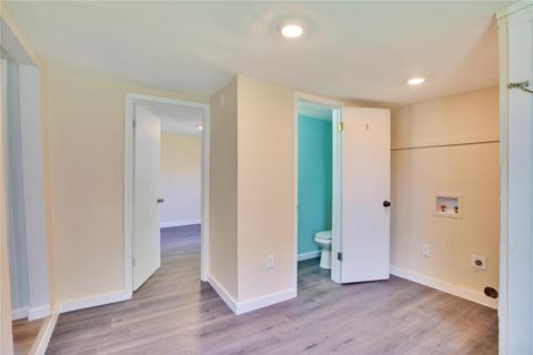 Tiny photo for 211 E Burton ST, Manor, TX 78653 (MLS # 8586854)