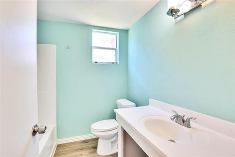 Tiny photo for 211 E Burton ST, Manor, TX 78653 (MLS # 8586854)