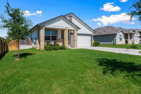 208 Bunting LN Bertram TX 78605