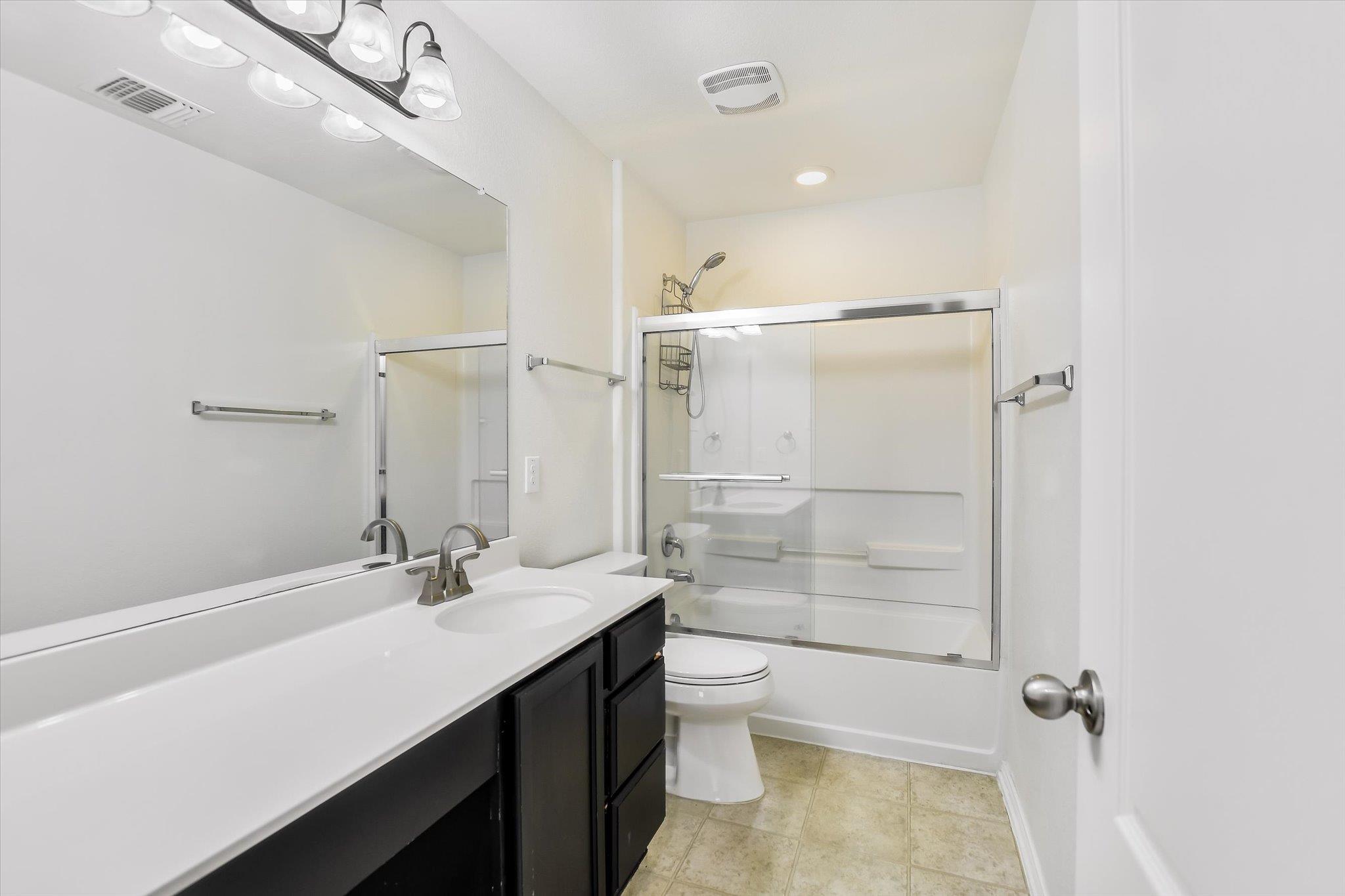 Leander, Texas 78641, United States, 4 Bedrooms Bedrooms, ,3 BathroomsBathrooms,Residential,Active,103323
