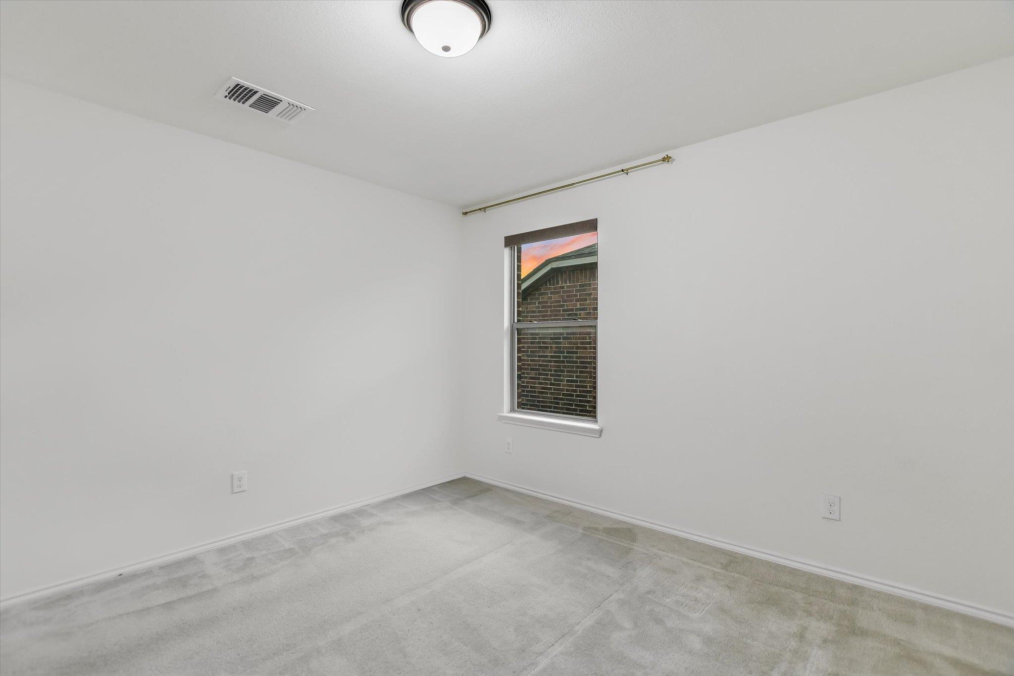 Leander, Texas 78641, United States, 4 Bedrooms Bedrooms, ,3 BathroomsBathrooms,Residential,Active,103323