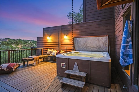 Tiny photo for 1325 Spyglass DR, Austin, TX 78746 (MLS # 7944508)