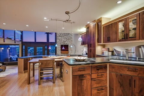 Tiny photo for 1325 Spyglass DR, Austin, TX 78746 (MLS # 7944508)