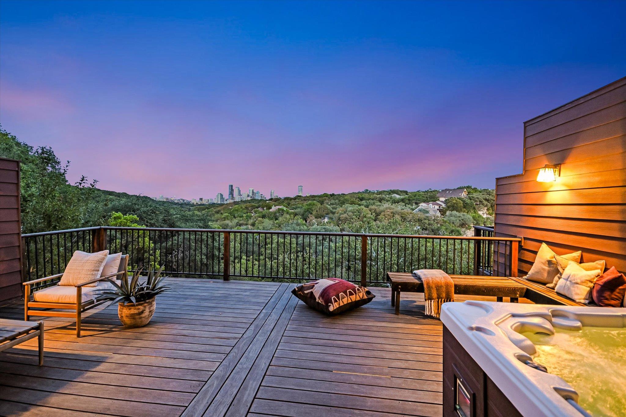 1325 Spyglass DR
