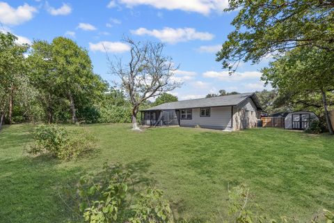 Tiny photo for 2007 Matthews LN, Austin, TX 78745 (MLS # 1777279)