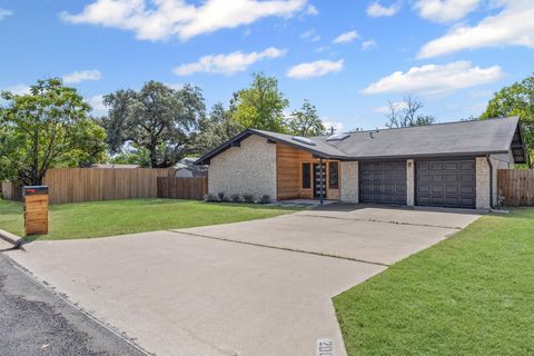 Tiny photo for 2007 Matthews LN, Austin, TX 78745 (MLS # 1777279)