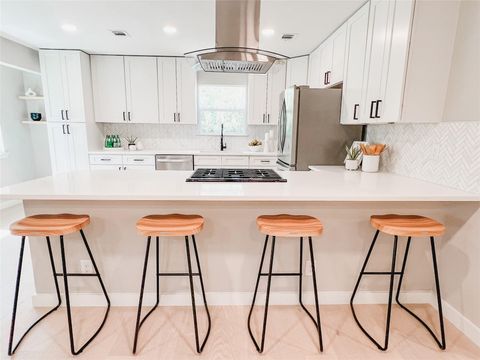 Tiny photo for 2007 Matthews LN, Austin, TX 78745 (MLS # 1777279)