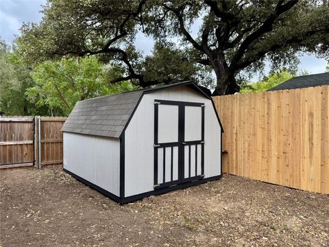 Tiny photo for 2007 Matthews LN, Austin, TX 78745 (MLS # 1777279)