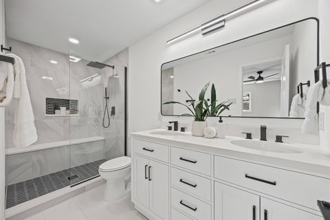 Tiny photo for 2007 Matthews LN, Austin, TX 78745 (MLS # 1777279)