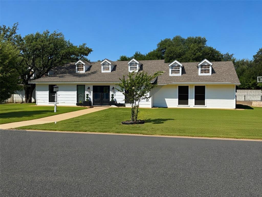 2804 Live Oak ST