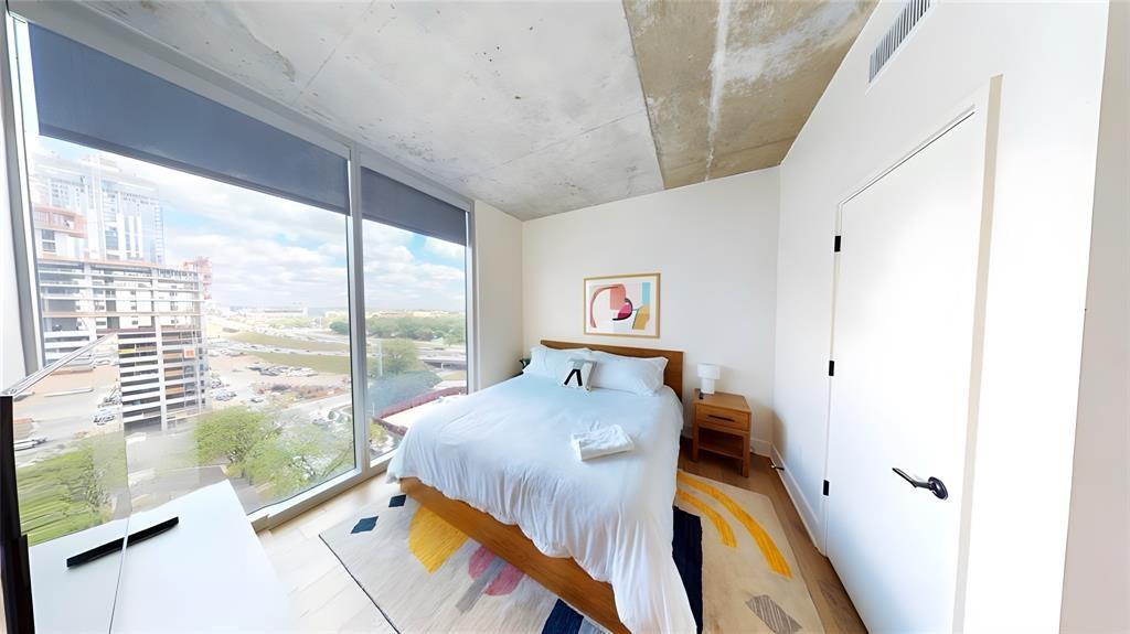 48 East Ave 1404