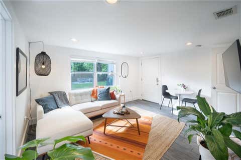 Photo of 1119 Gunter ST #B, Austin, TX 78702 (MLS # 9450708)