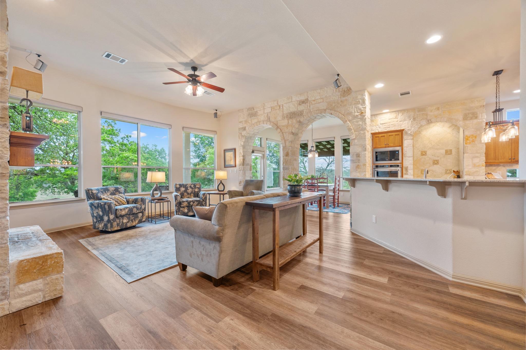 Liberty Hill, Texas, 78642, United States, 3 Bedrooms Bedrooms, ,3 BathroomsBathrooms,Residential,Active,2038126