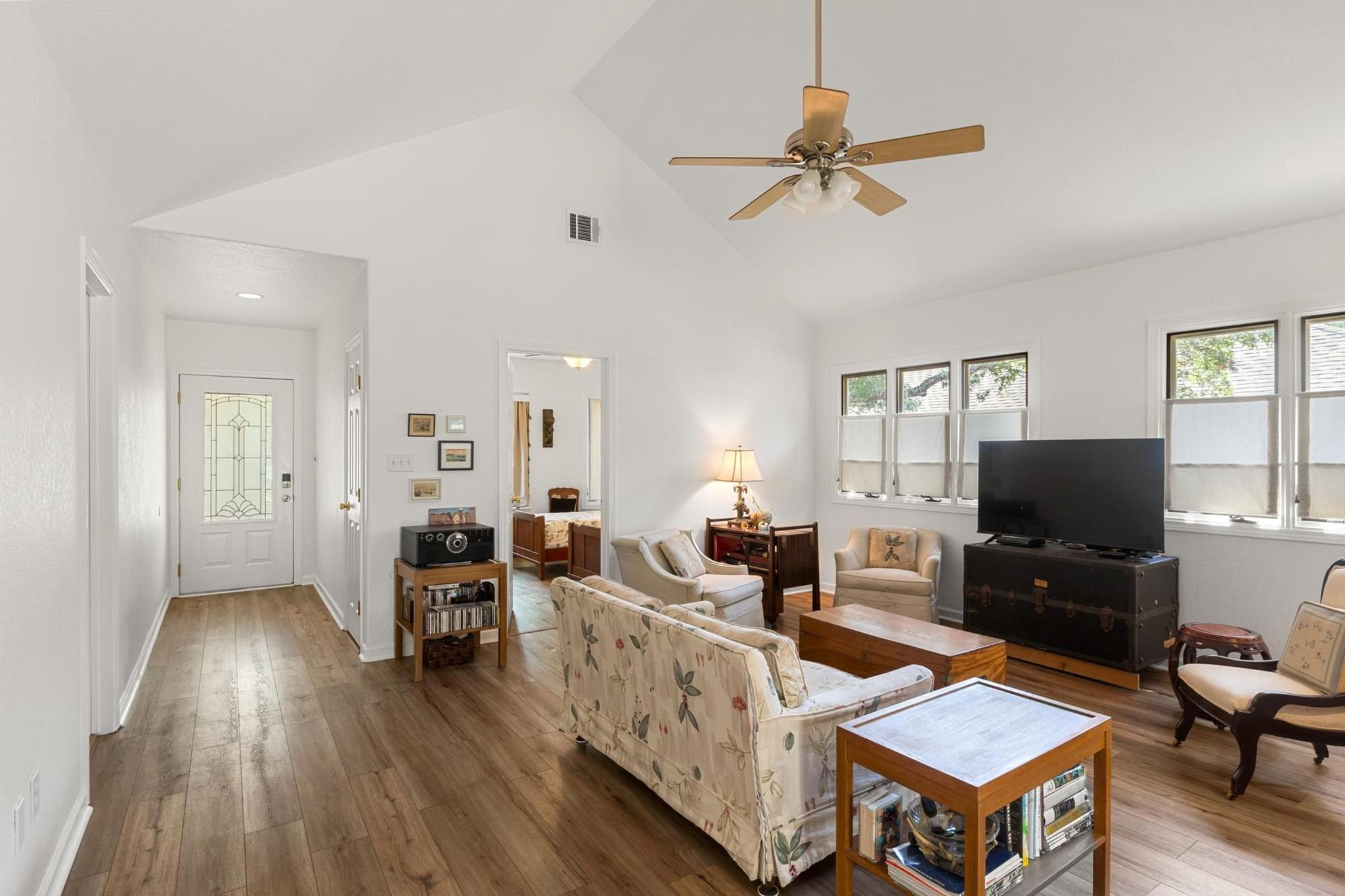 39 Pleasant Valley RD
