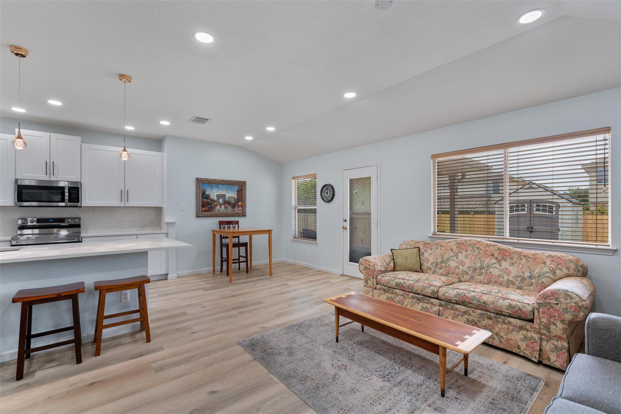 Leander, Texas 78641, United States, 4 Bedrooms Bedrooms, ,2 BathroomsBathrooms,Residential,Active,152922