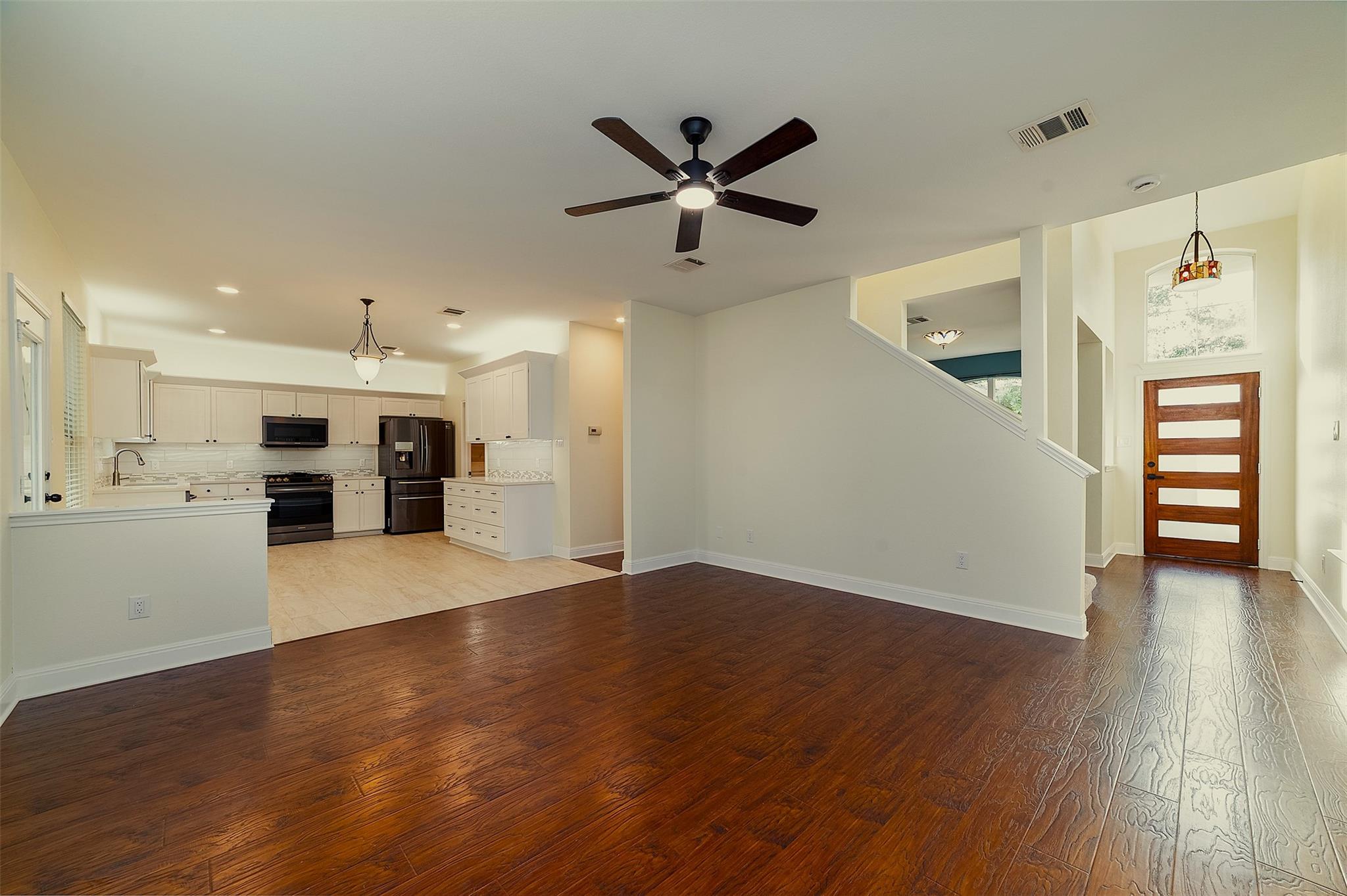 1123 Sundrop PL