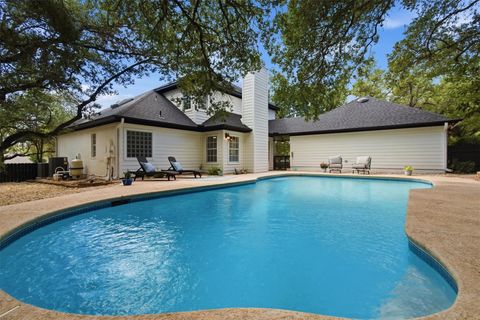 201 Timpanagos DR Lakeway TX 78734