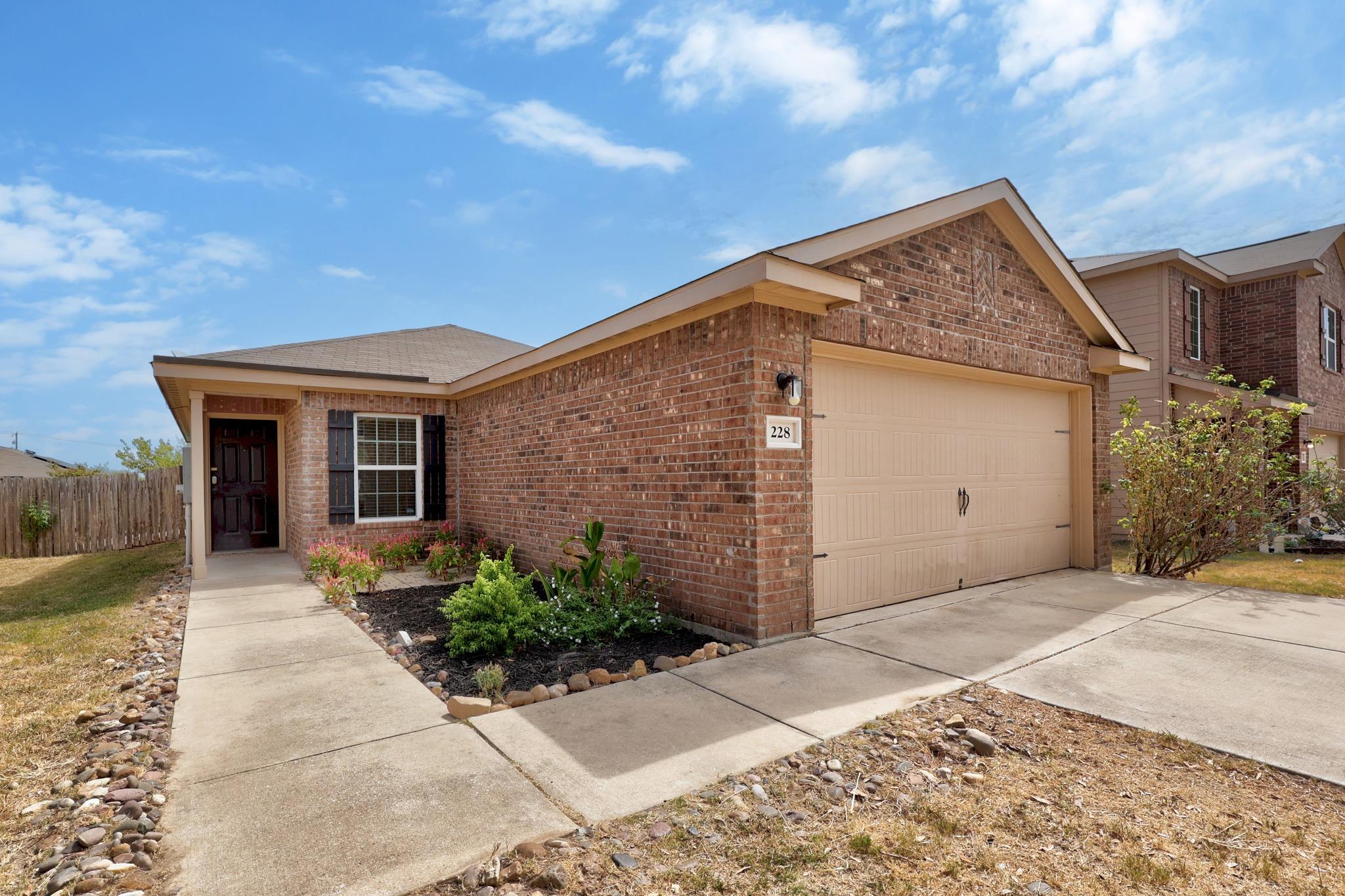228 Millers LOOP