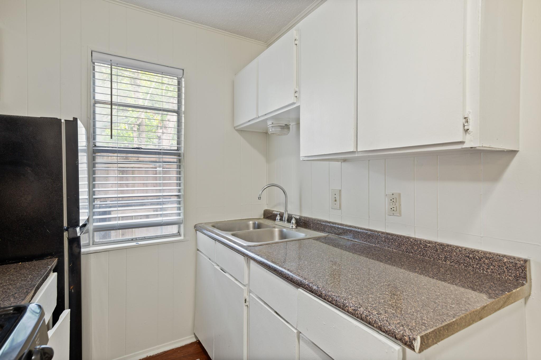View Austin, TX 78751 condo