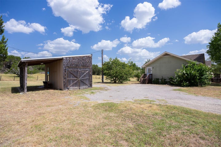 Photo 1 of 17 — 11929 Fitzhugh Corners, Dripping Springs, TX 78620