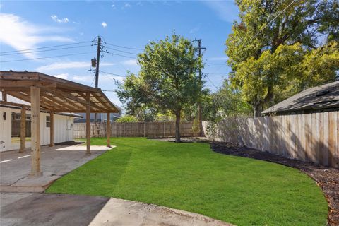 Tiny photo for 12814 Poquoson DR, Austin, TX 78727 (MLS # 8603373)