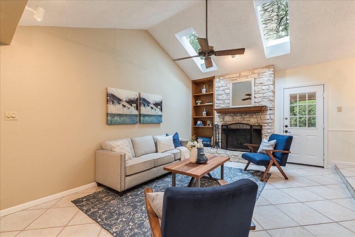 1304 Round Rock West CV