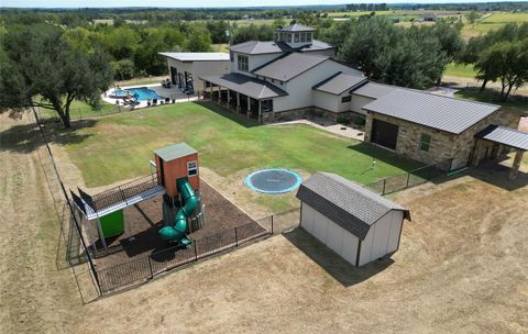 1124 County Road 301 Elgin TX 78621