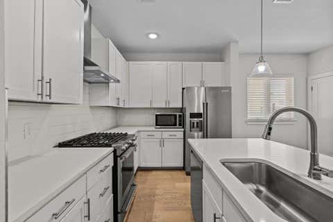 Tiny photo for 2827 Manor RD #2201, Austin, TX 78722 (MLS # 8279167)