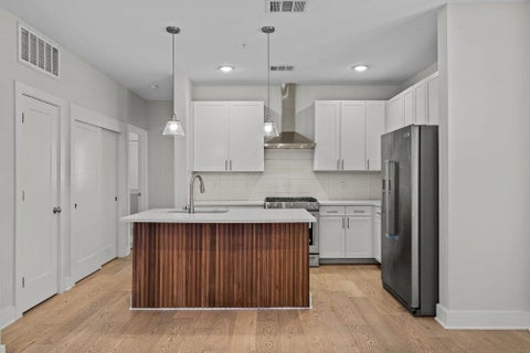 Tiny photo for 2827 Manor RD #2201, Austin, TX 78722 (MLS # 8279167)