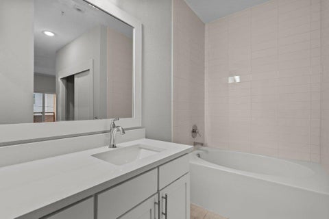Tiny photo for 2827 Manor RD #2201, Austin, TX 78722 (MLS # 8279167)