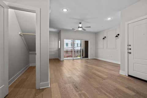 Tiny photo for 2827 Manor RD #2201, Austin, TX 78722 (MLS # 8279167)
