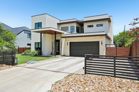 Photo of 2010 Meadowridge DR, Austin, TX 78704 (MLS # 2105641)