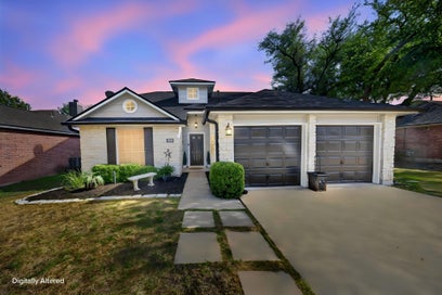 806 Mountain Ridge DR Leander TX 78641