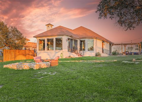 A home in Spicewood