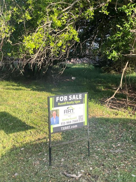 9 Donkey LN Morgans Point Resort TX 76513
