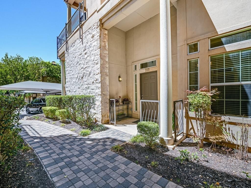 Photo for 2918 Ranch Road 620 N #X-205, Austin, TX 78734 (MLS # 8486831)