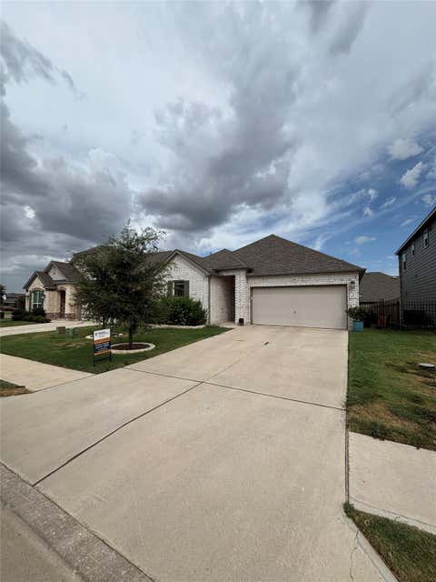 Photo of 8013 Philbrook DR, Austin, TX 78744 (MLS # 3564896)