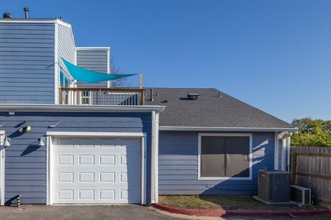 Tiny photo for 1010 W Rundberg LN W #13, Austin, TX 78758 (MLS # 5271190)