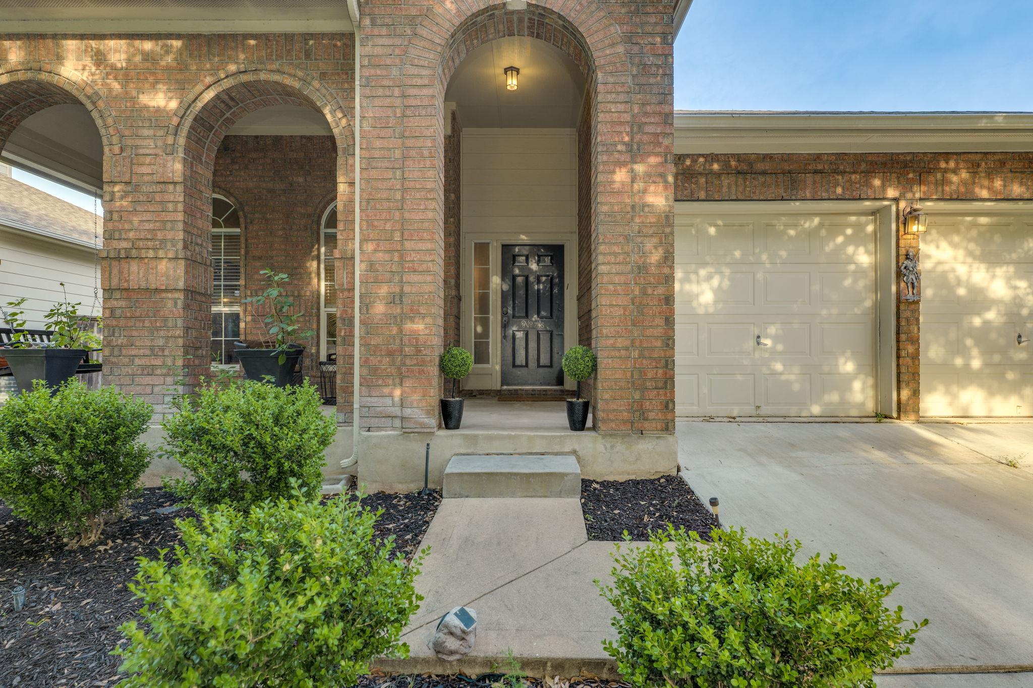745 Bent Wood PL