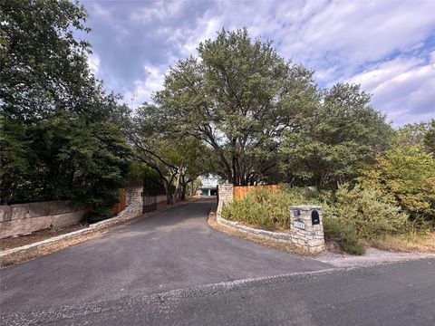 Photo of 1302 Ridgecrest DR, Austin, TX 78746 (MLS # 9570136)