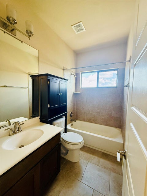 Tiny photo for 2004 Tripshaw LN #73C, Austin, TX 78741 (MLS # 3590981)